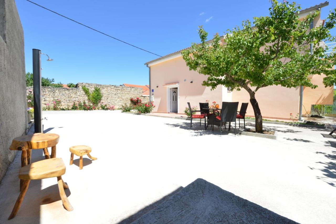 Apartment Kokic Pridraga Luaran gambar