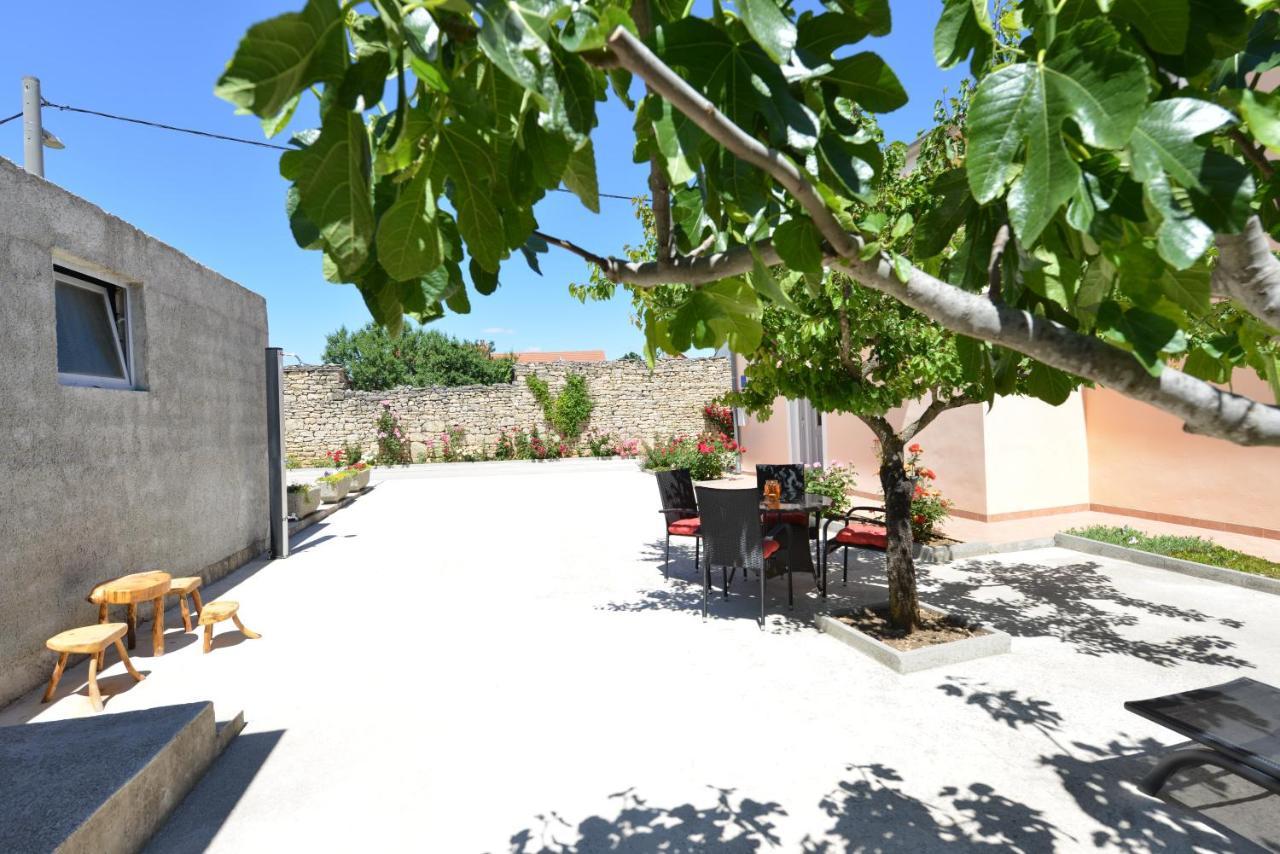 Apartment Kokic Pridraga Luaran gambar