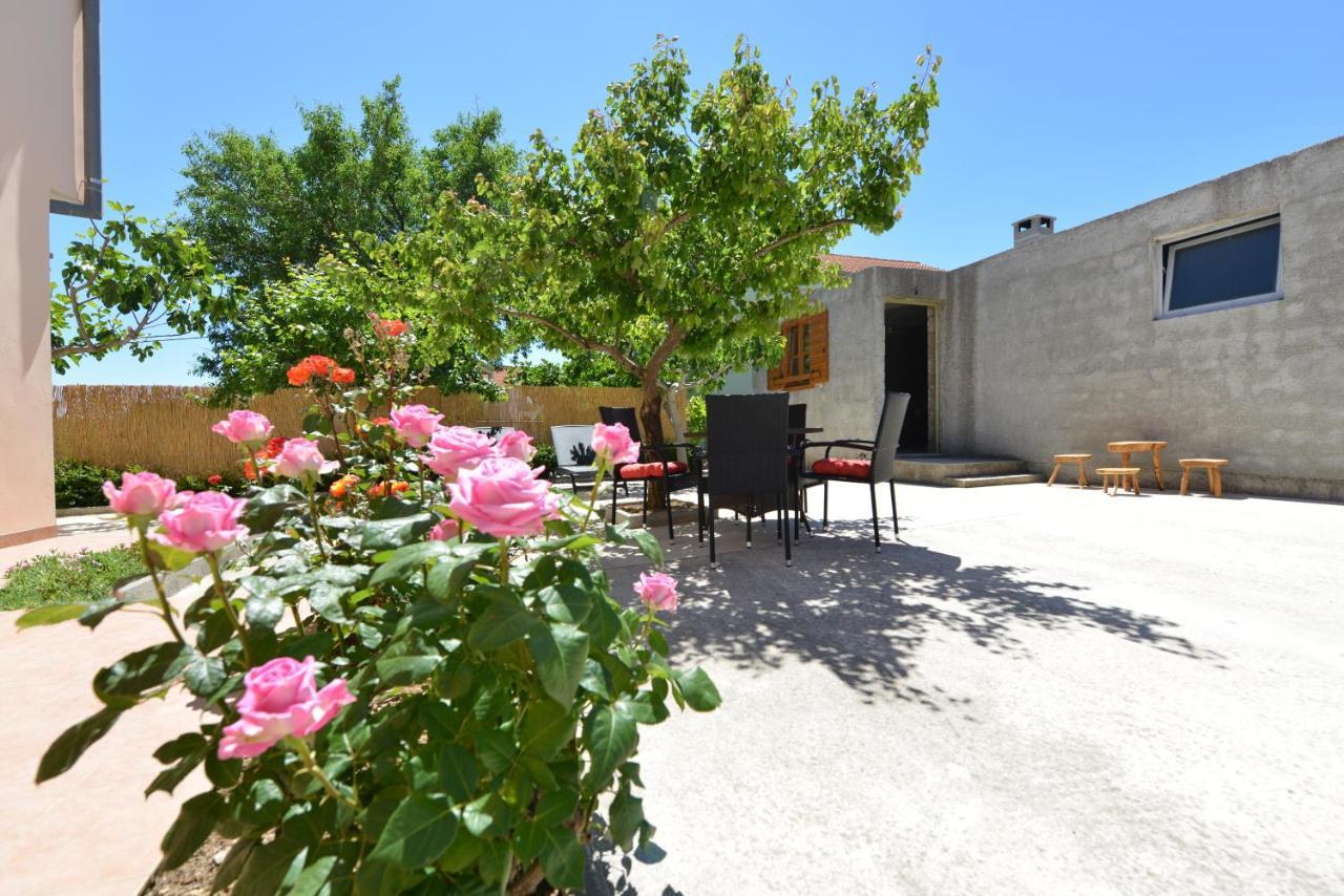 Apartment Kokic Pridraga Luaran gambar